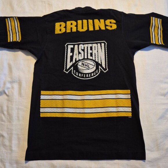 Boston Bruins boys size 18/20 black short sleeve shirt printed logo VGUC - Picture 5 of 6